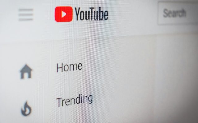 Comment se connecter à YouTube Studio ?
