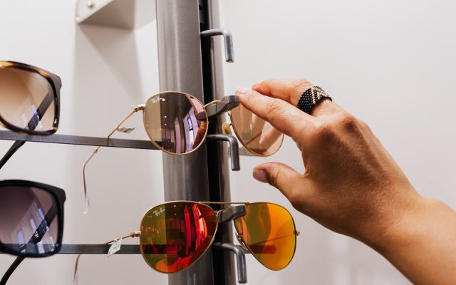 Comment anticiper la pénurie de lunettes d’éclipse solaire en août 2026 en France