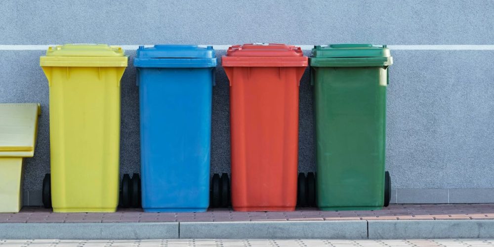 Pourquoi éviter de jeter vos pots de yaourt dans des boîtes de conserve pour un meilleur tri des déchets